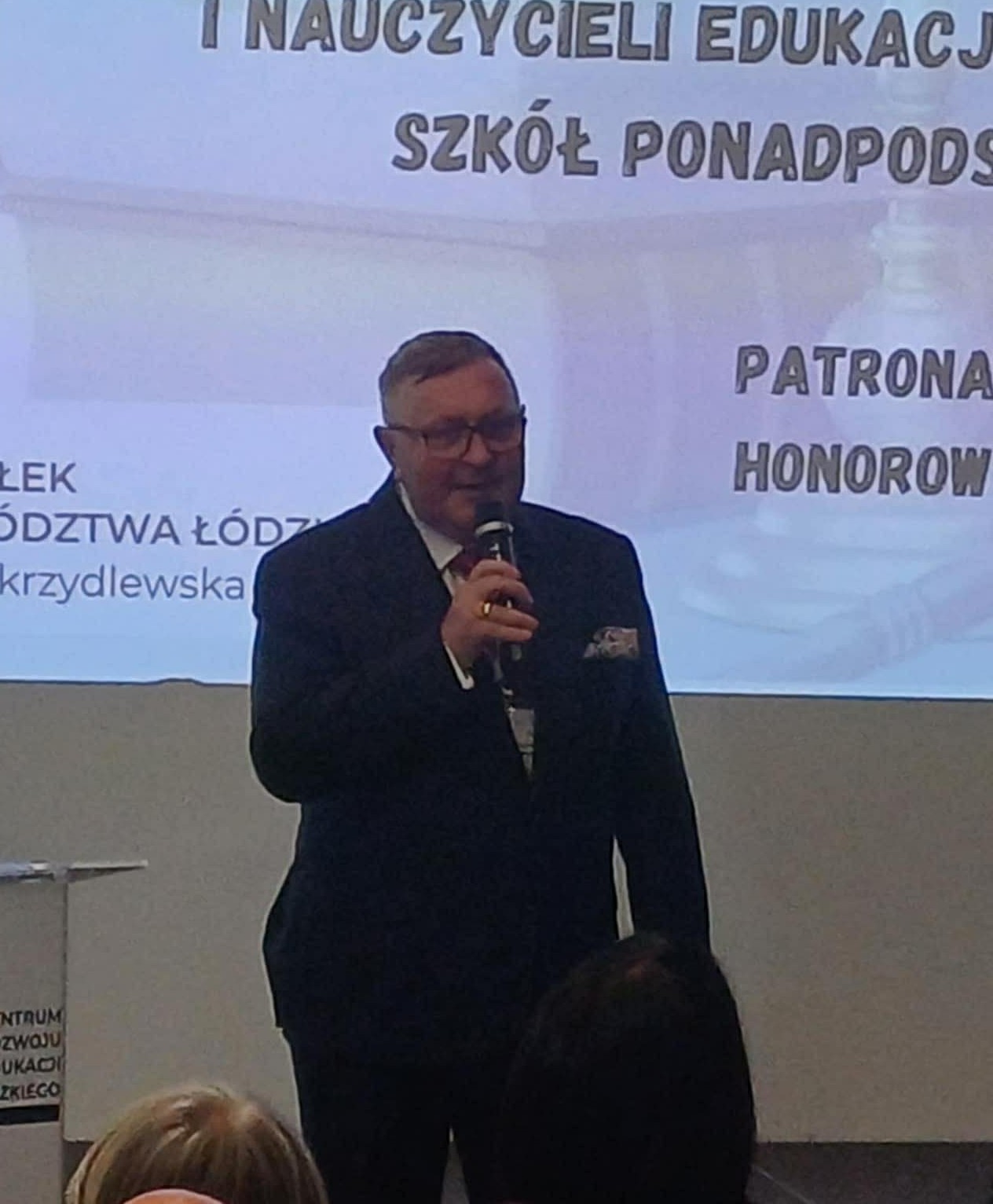 Prawnicy i prawniczki na rzecz edukacji obywatelskiej